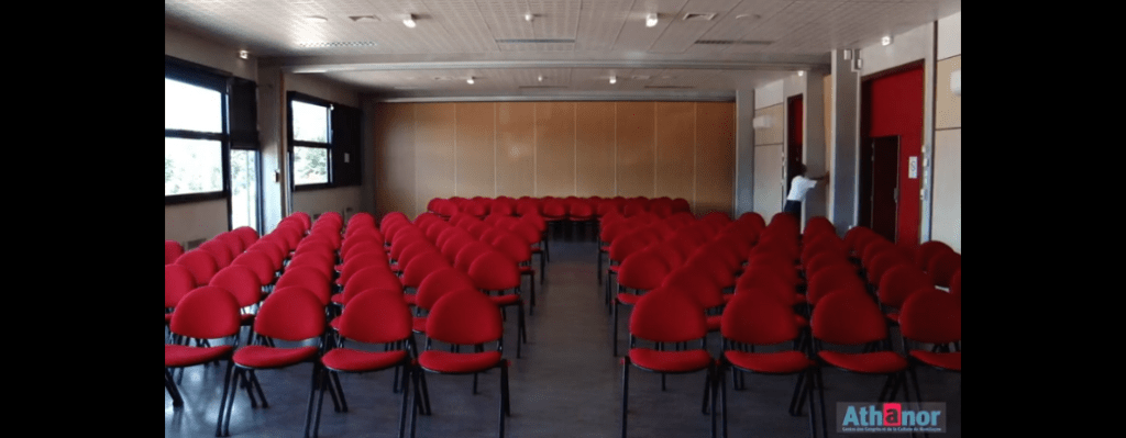 salle avec sieges